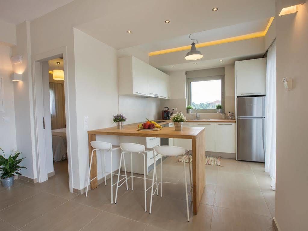 Abelia Luxurious Villas Finikounta Buitenkant foto
