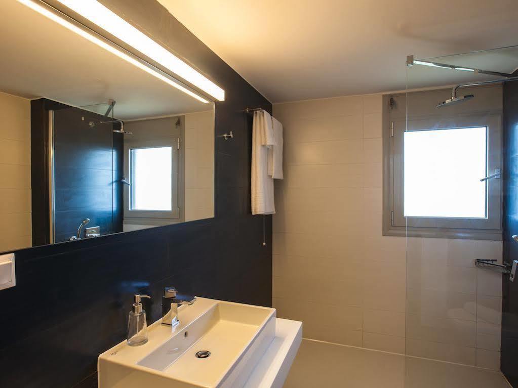 Abelia Luxurious Villas Finikounta Buitenkant foto