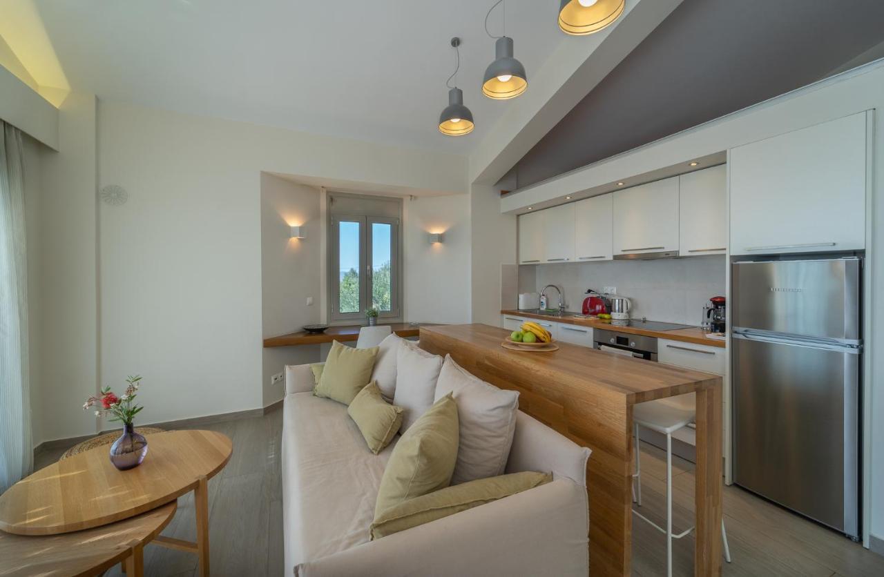 Abelia Luxurious Villas Finikounta Buitenkant foto