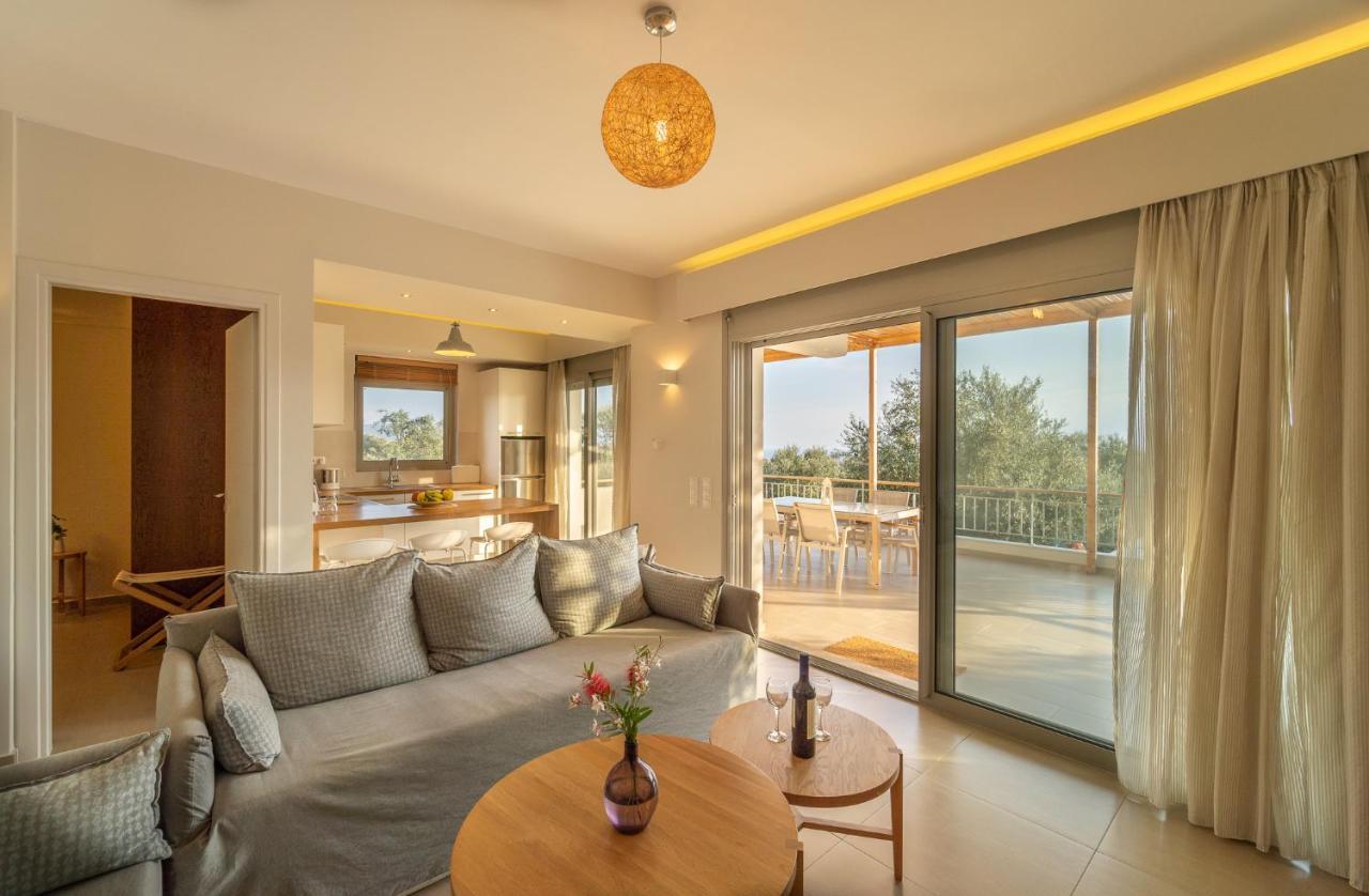 Abelia Luxurious Villas Finikounta Buitenkant foto